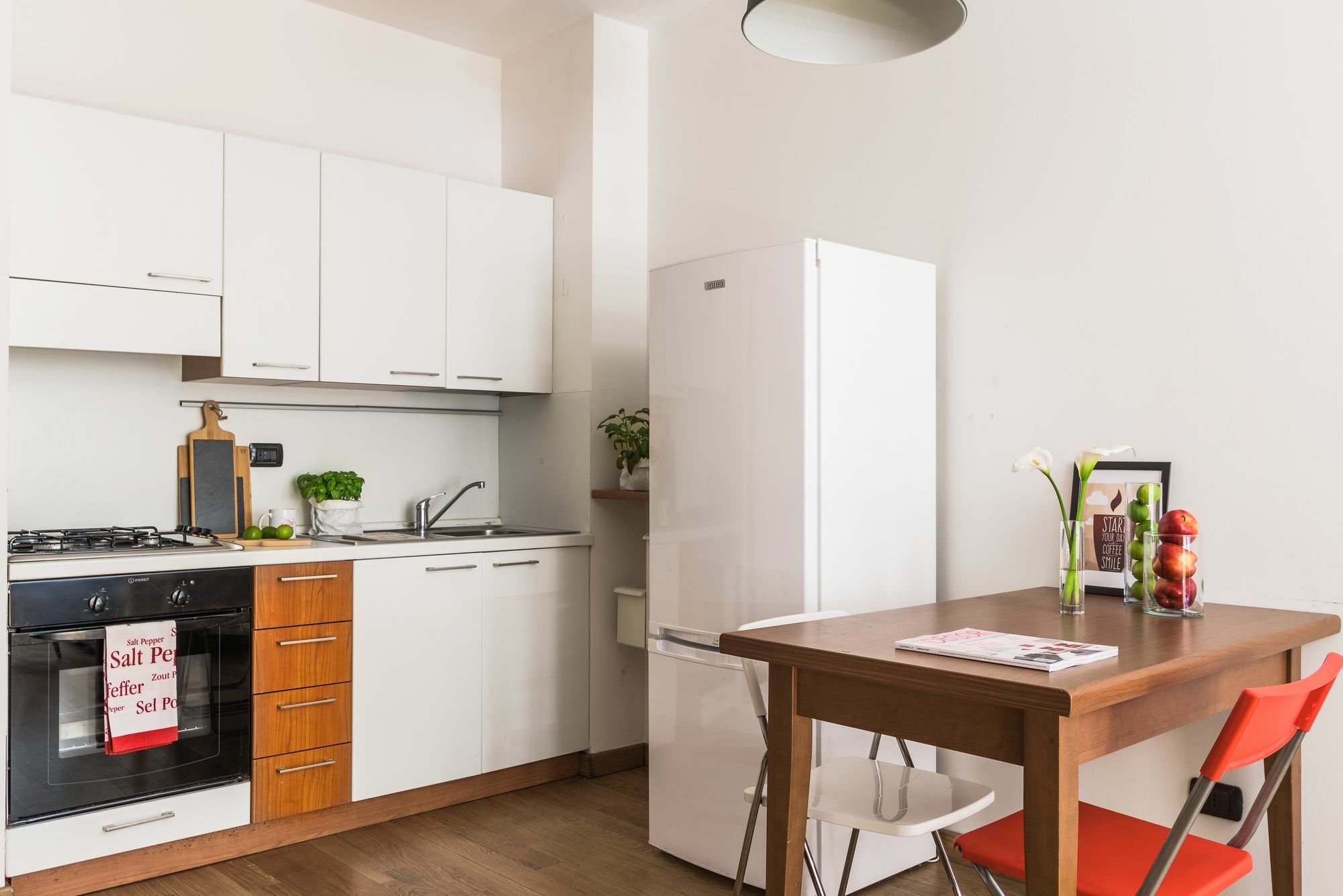 Homeathotel - Naviglio Pavese ミラノ エクステリア 写真